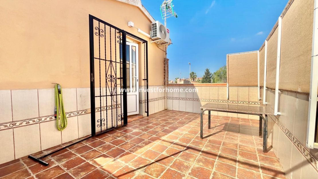 Sale - Villa - Orihuela Costa - Los Almendros-la Florida
