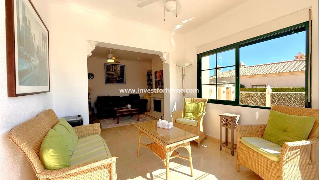 Sale - Villa - Orihuela Costa - Los Dolses