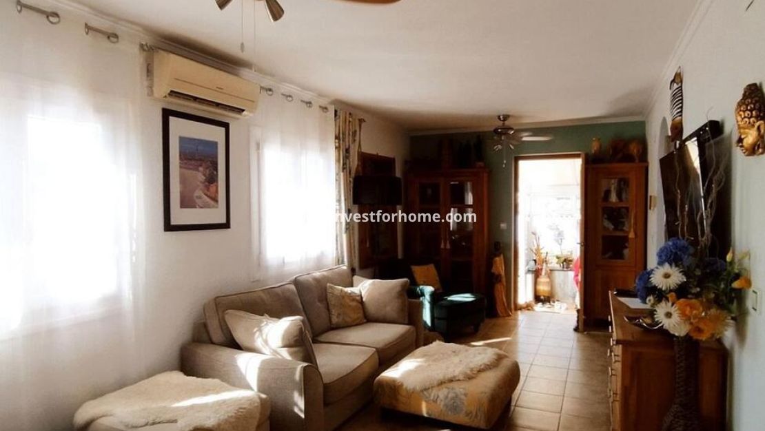 Sale - Villa - Orihuela Costa - Playa Flamenca