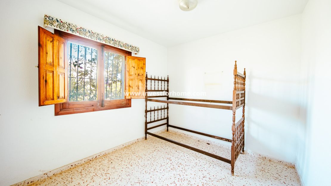 Sale - Villa - Orihuela Costa - Playa Flamenca