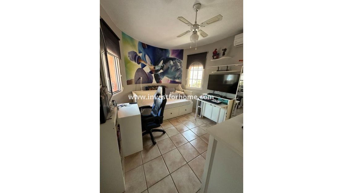 Sale - Villa - Orihuela Costa - Playa Flamenca