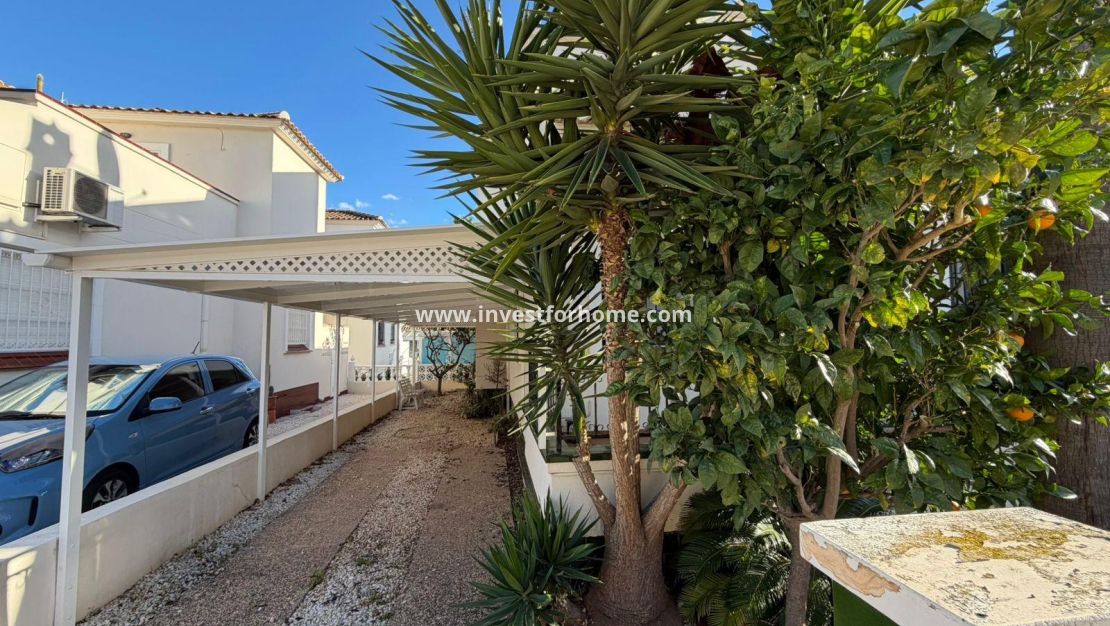 Sale - Villa - Orihuela Costa - Playa Flamenca