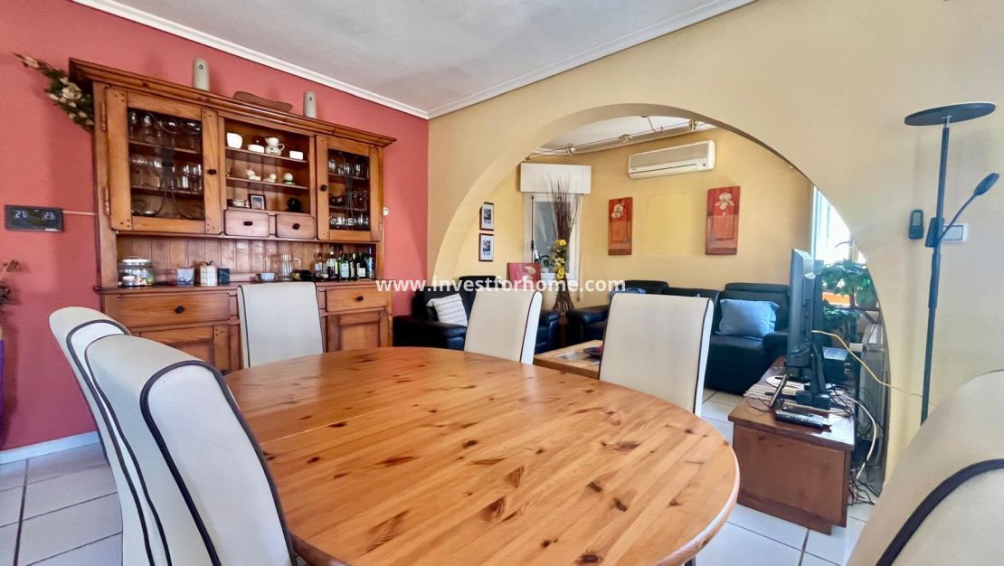 Sale - Villa - Orihuela Costa - Playa Flamenca