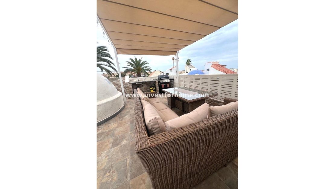 Sale - Villa - Orihuela Costa - Playa Flamenca