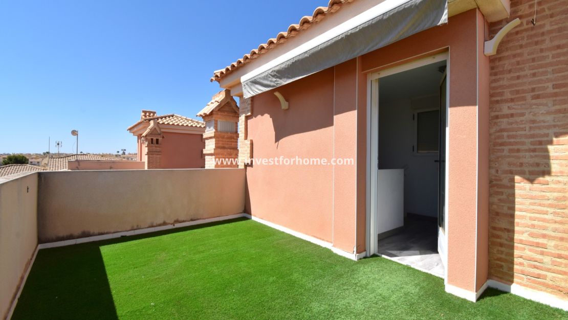 Sale - Villa - Orihuela Costa - Playa Flamenca