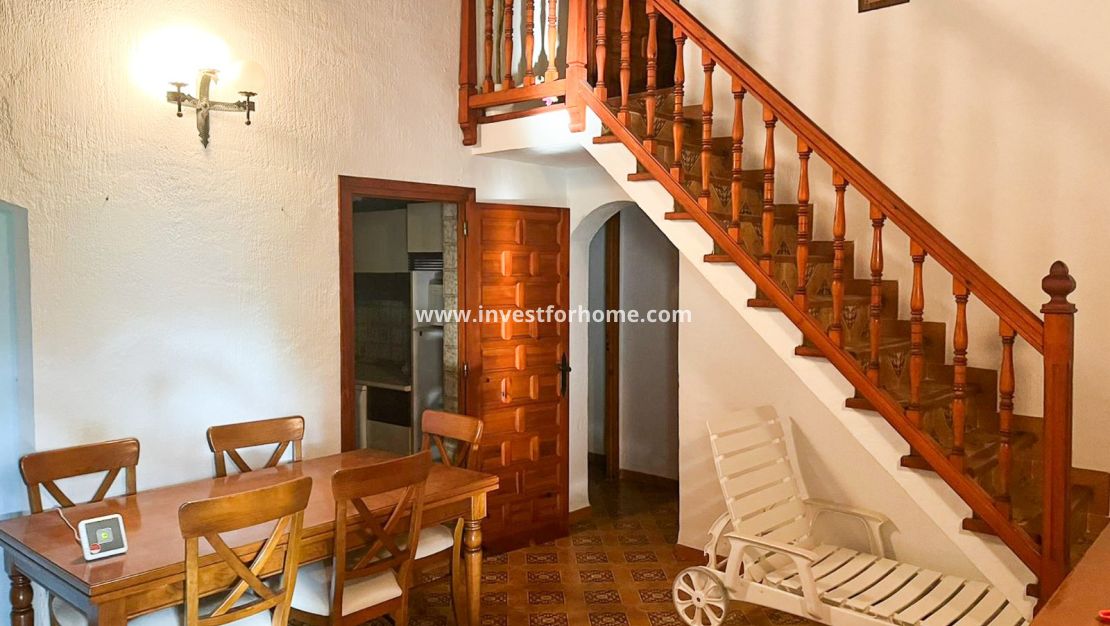 Sale - Villa - Orihuela Costa - Punta Prima