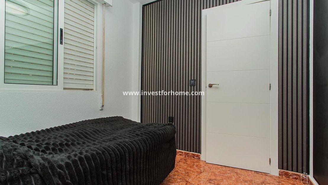 Sale - Villa - Orihuela Costa - Urbanización Perla Del Mar