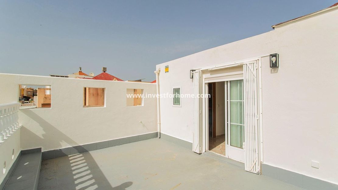 Sale - Villa - Orihuela Costa - Urbanización Perla Del Mar