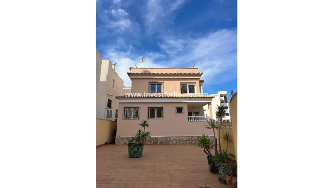 Sale - Villa - Orihuela Costa - Villamartín-las Filipinas