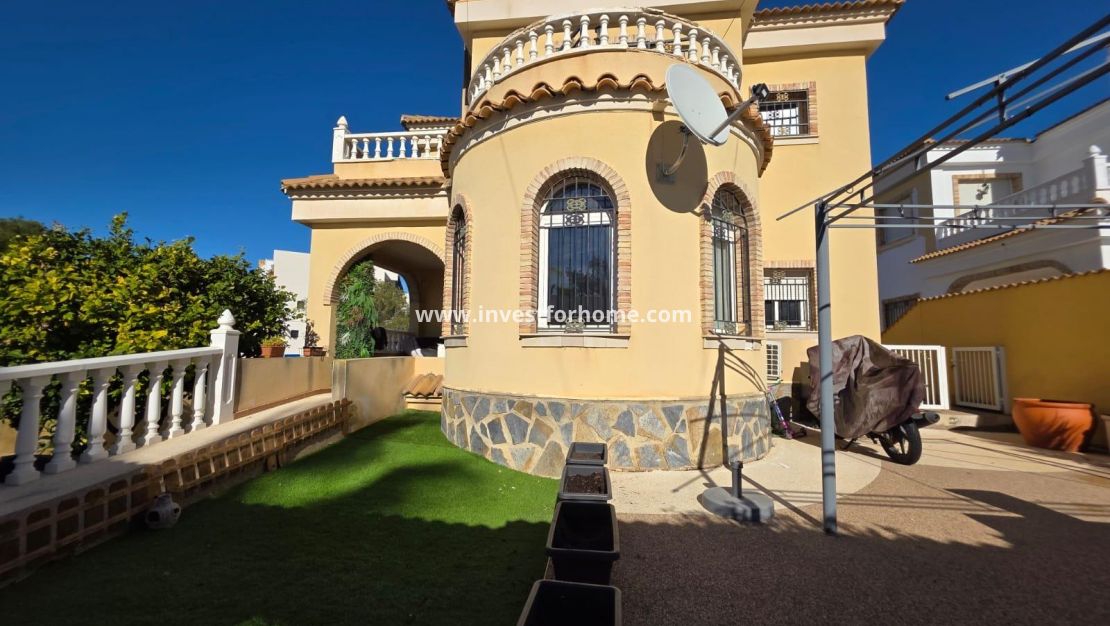 Sale - Villa - Orihuela Costa - Villamartín-las Filipinas