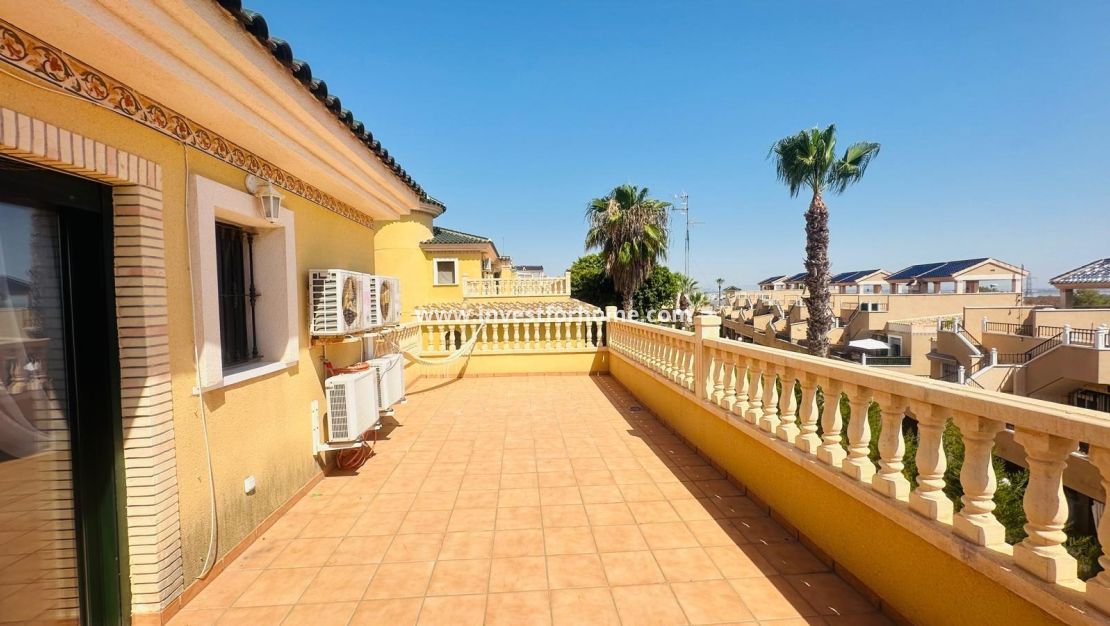 Sale - Villa - Orihuela Costa - Villamartin Pau 8