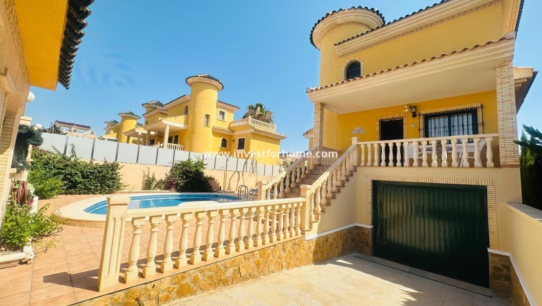 Sale - Villa - Orihuela Costa - Villamartin Pau 8