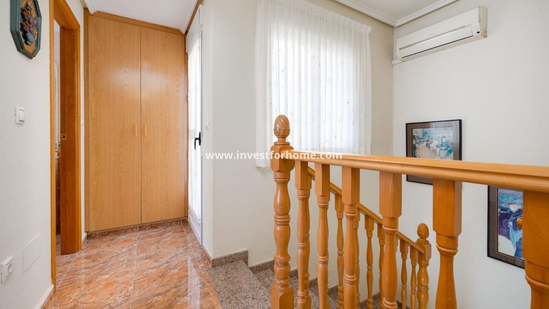 Sale - Villa - Orihuela Costa - Villamartín