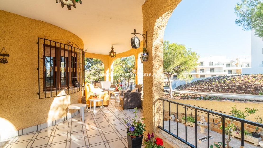 Sale - Villa - Orihuela Costa - Villamartín