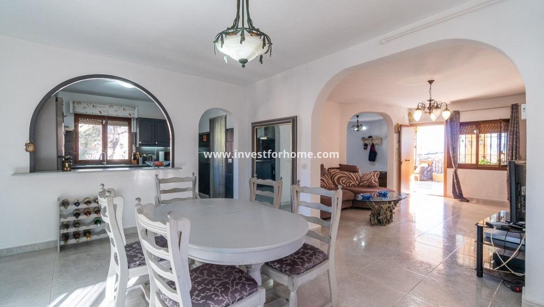 Sale - Villa - Orihuela Costa - Villamartín