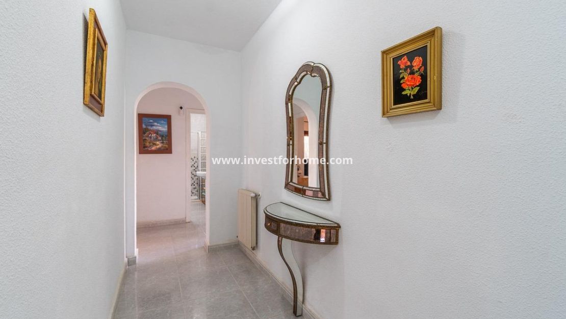 Sale - Villa - Orihuela Costa - Villamartín