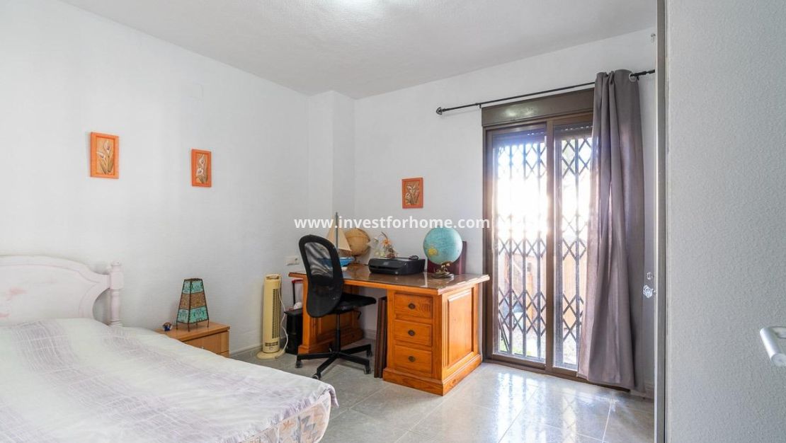 Sale - Villa - Orihuela Costa - Villamartín