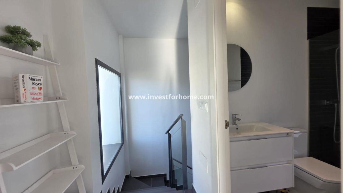 Sale - Villa - Orihuela Costa - Villamartín