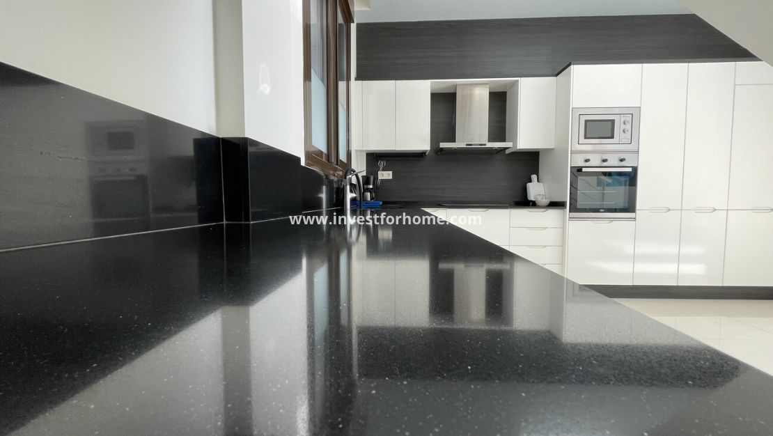 Sale - Villa - Orihuela Costa - Villamartin