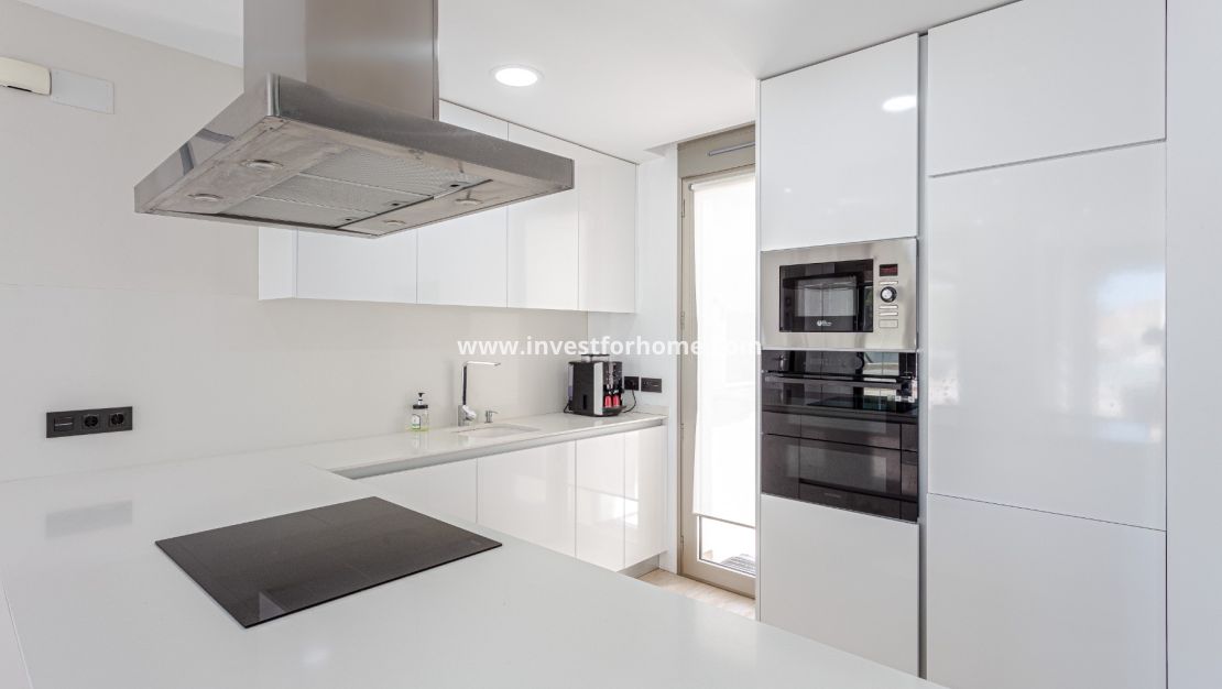 Sale - Villa - Orihuela Costa - Villamartín