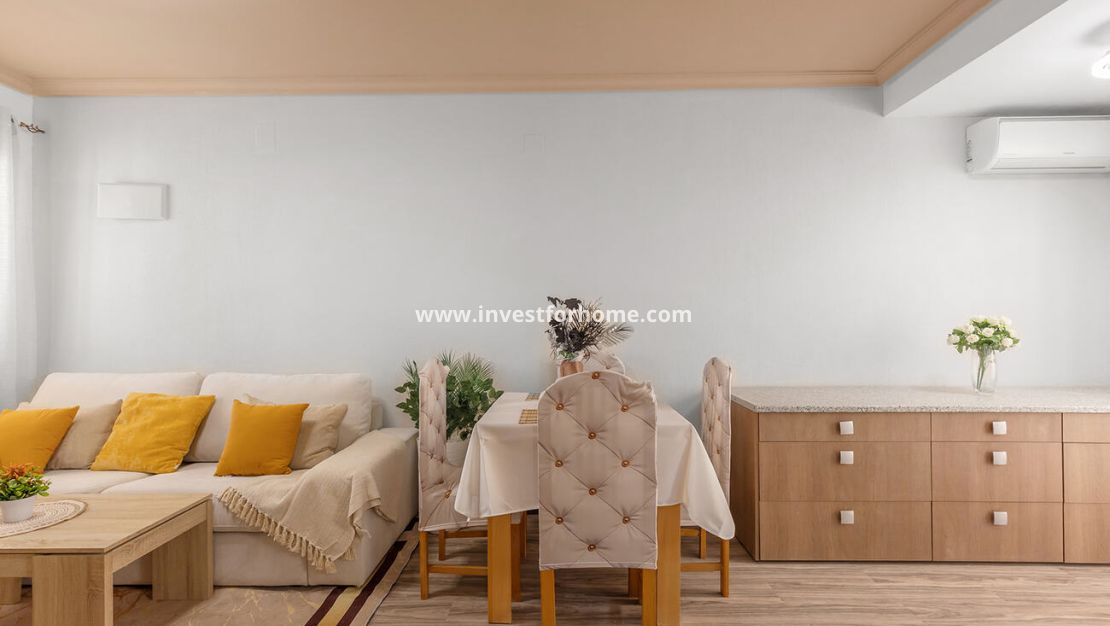 Sale - Villa - Orihuela Costa - Villamartín