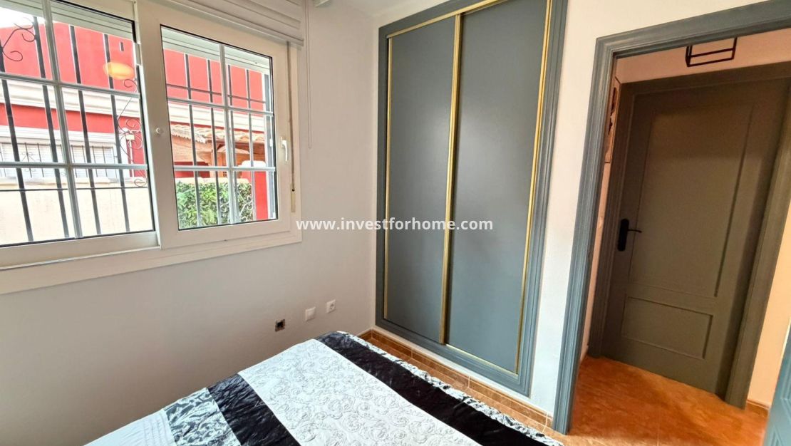 Sale - Villa - Orihuela Costa - Villamartín