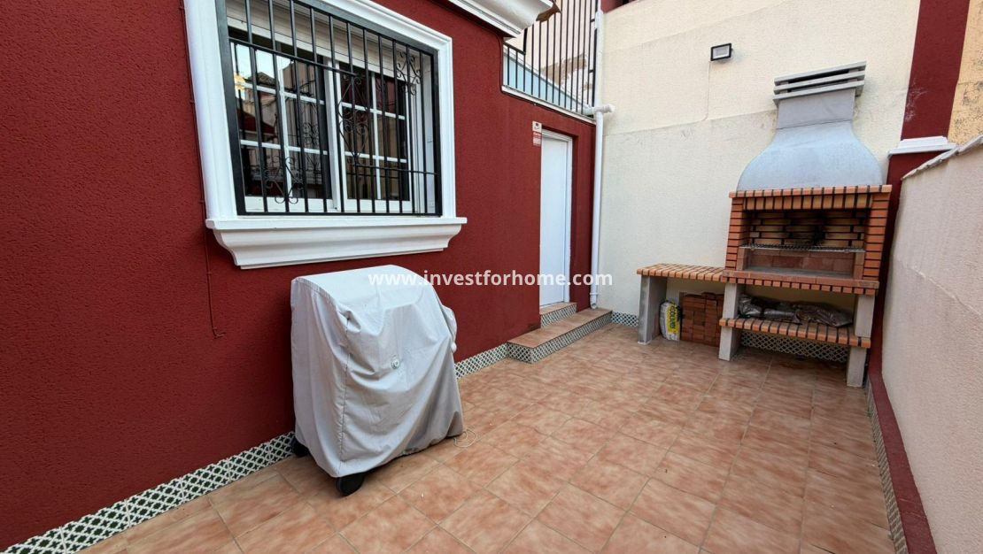 Sale - Villa - Orihuela Costa - Villamartín