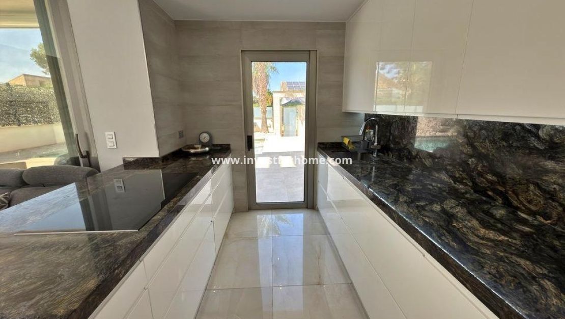 Sale - Villa - Orihuela Costa - Villamartín