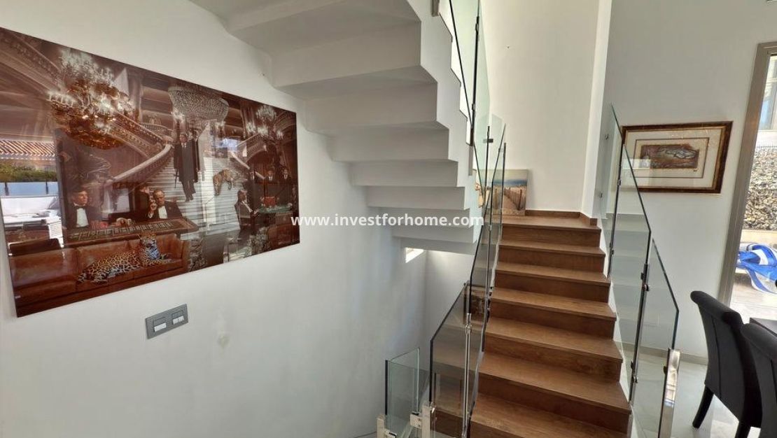 Sale - Villa - Orihuela Costa - Villamartín