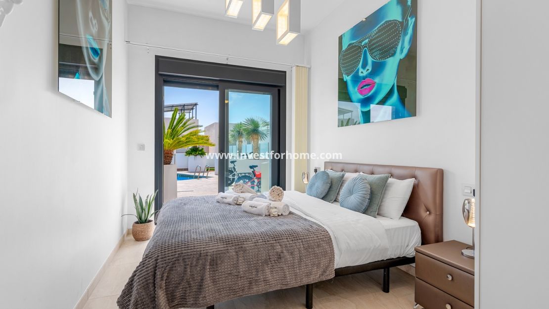Sale - Villa - Orihuela Costa - Villamartín
