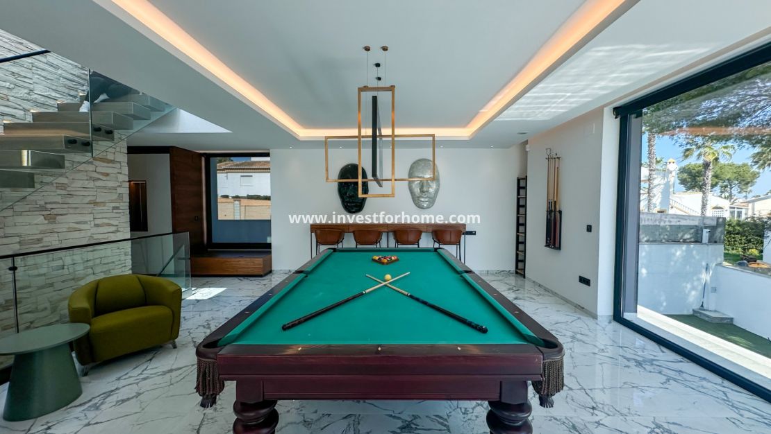 Sale - Villa - Orihuela Costa - Villamartín