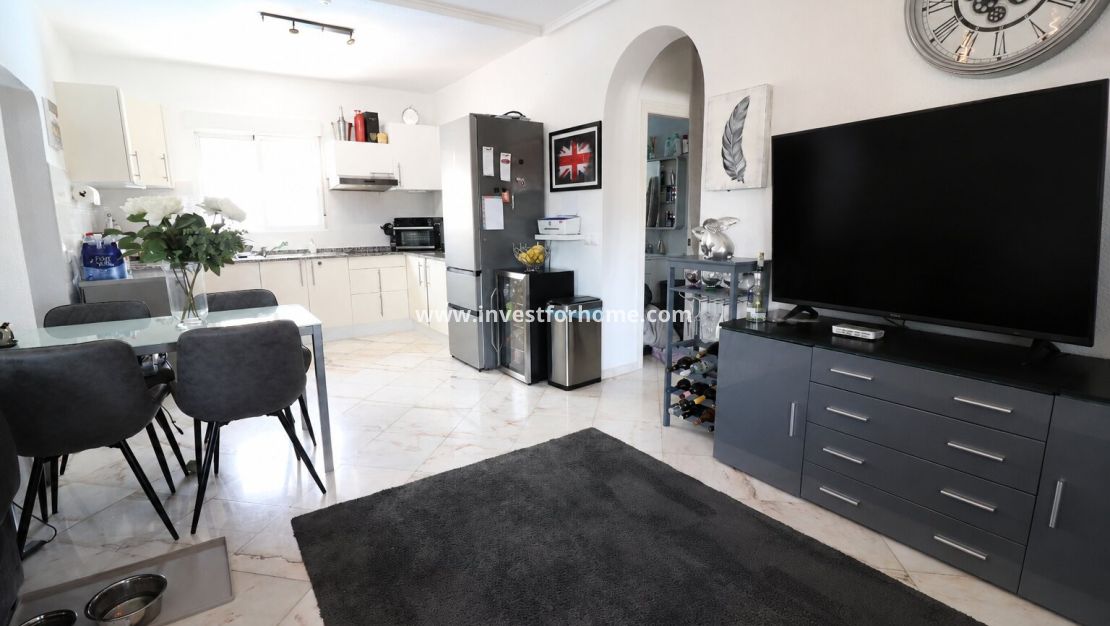 Sale - Villa - Orihuela Costa - Villamartín
