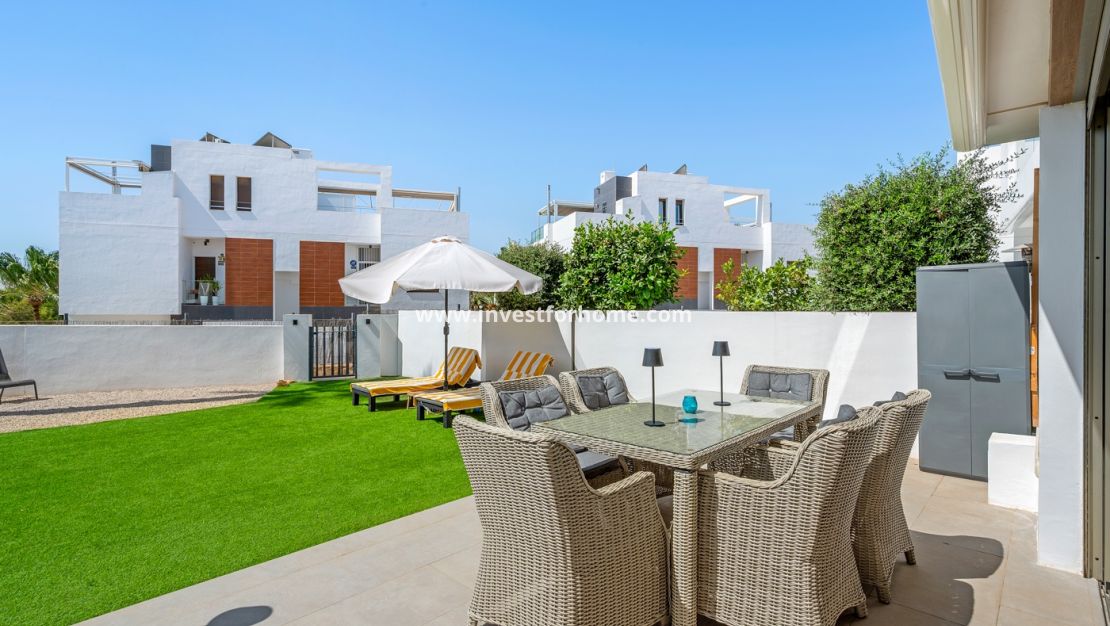 Sale - Villa - Orihuela Costa - Villamartín