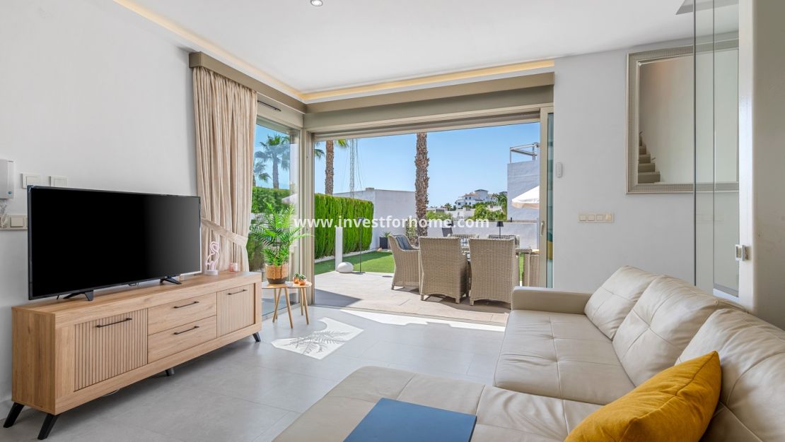 Sale - Villa - Orihuela Costa - Villamartín