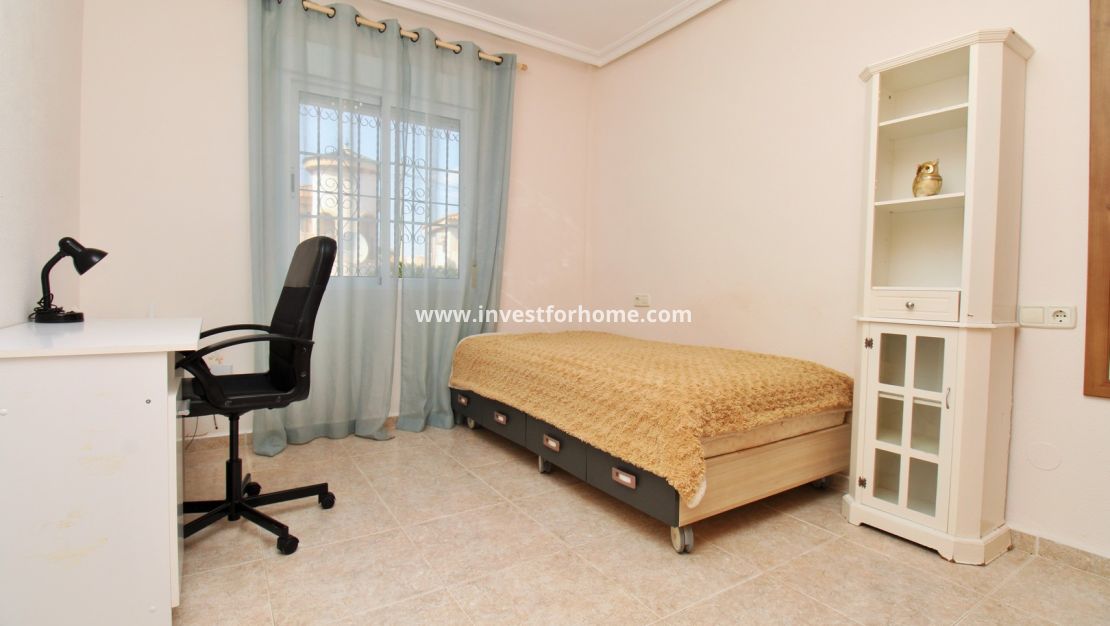 Sale - Villa - Orihuela Costa - Villamartín
