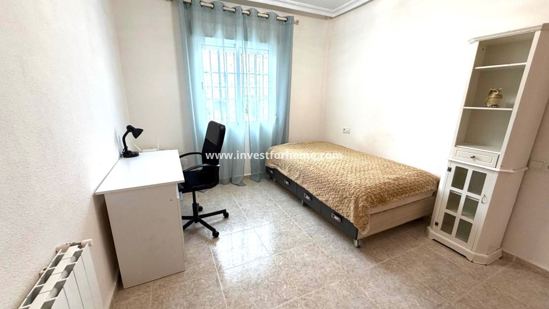 Sale - Villa - Orihuela Costa - Villamartín