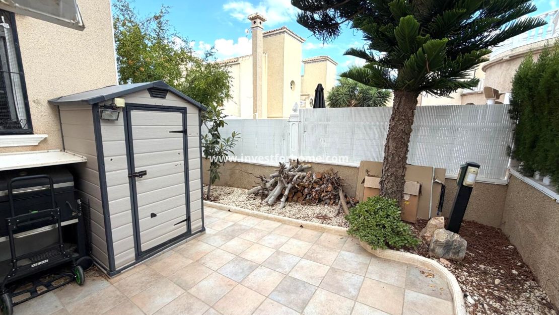 Sale - Villa - Orihuela Costa - Villamartín