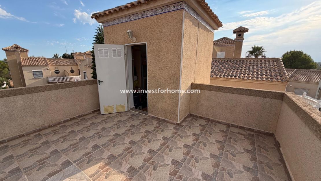 Sale - Villa - Orihuela Costa - Villamartín