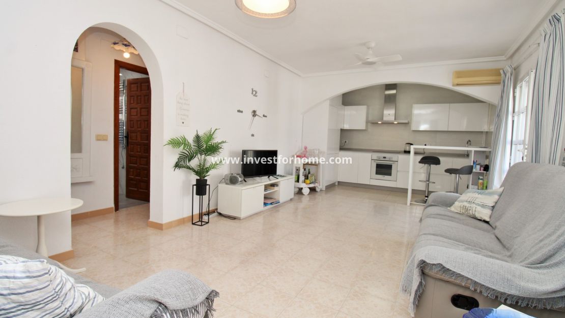 Sale - Villa - Orihuela Costa - Villamartín