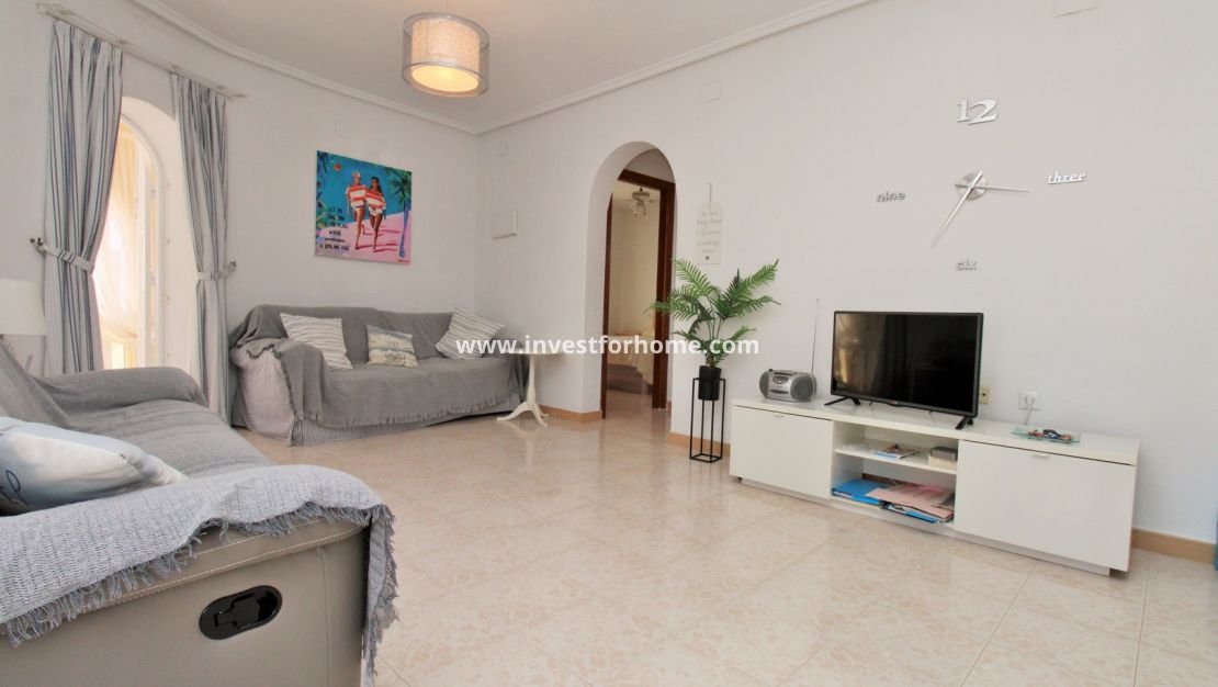 Sale - Villa - Orihuela Costa - Villamartín