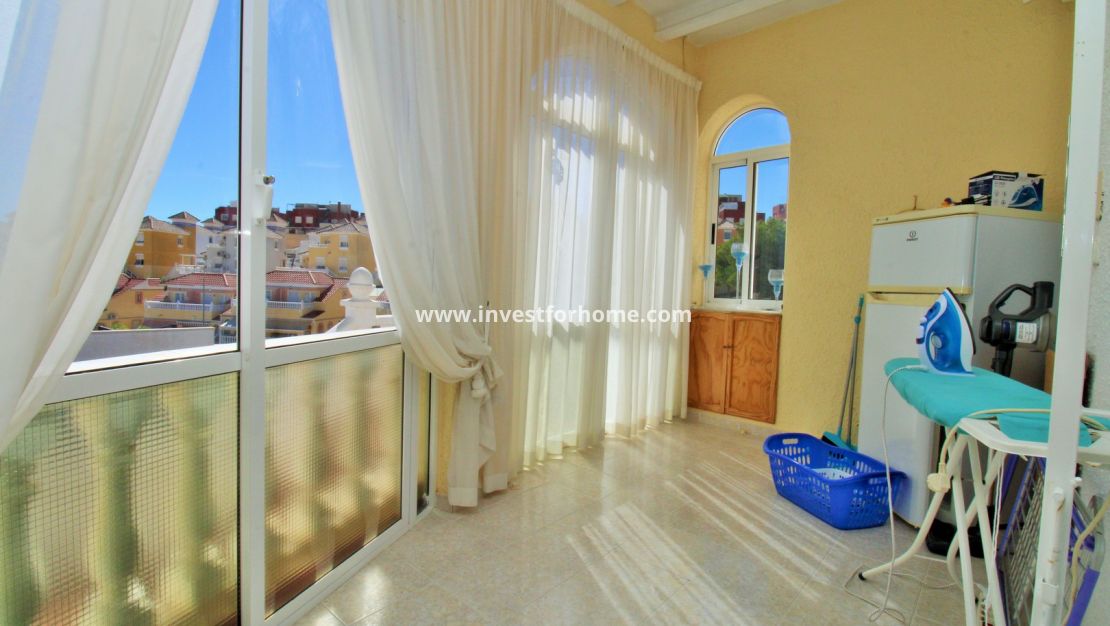 Sale - Villa - Orihuela Costa - Villamartín