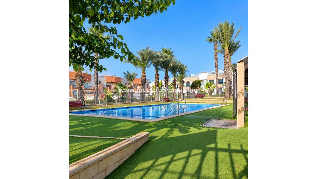 Sale - Villa - Orihuela Costa - Villamartín
