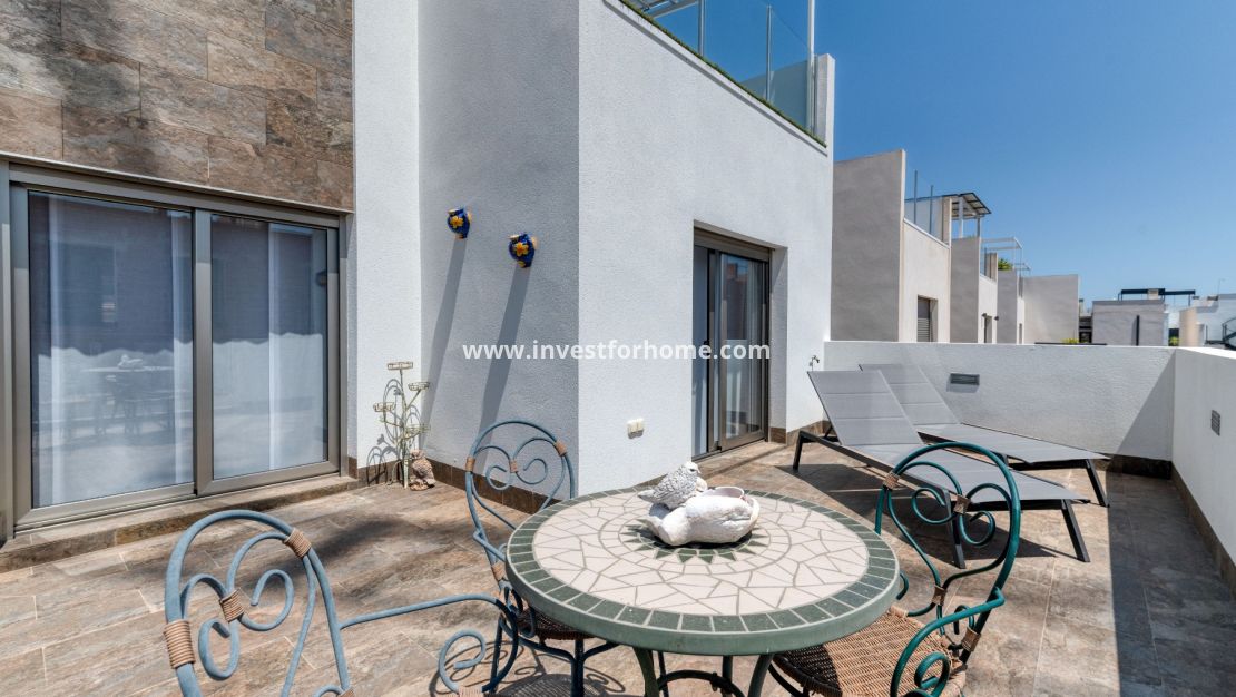 Sale - Villa - Orihuela Costa - Villamartín