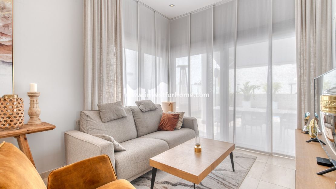 Sale - Villa - Orihuela Costa - Villamartín