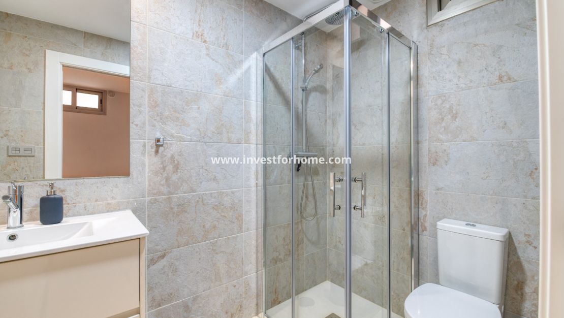 Sale - Villa - Orihuela Costa - Villamartín