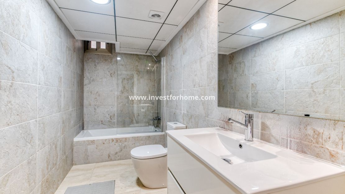 Sale - Villa - Orihuela Costa - Villamartín
