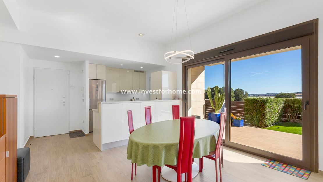Sale - Villa - Orihuela Costa - Vistabella Golf
