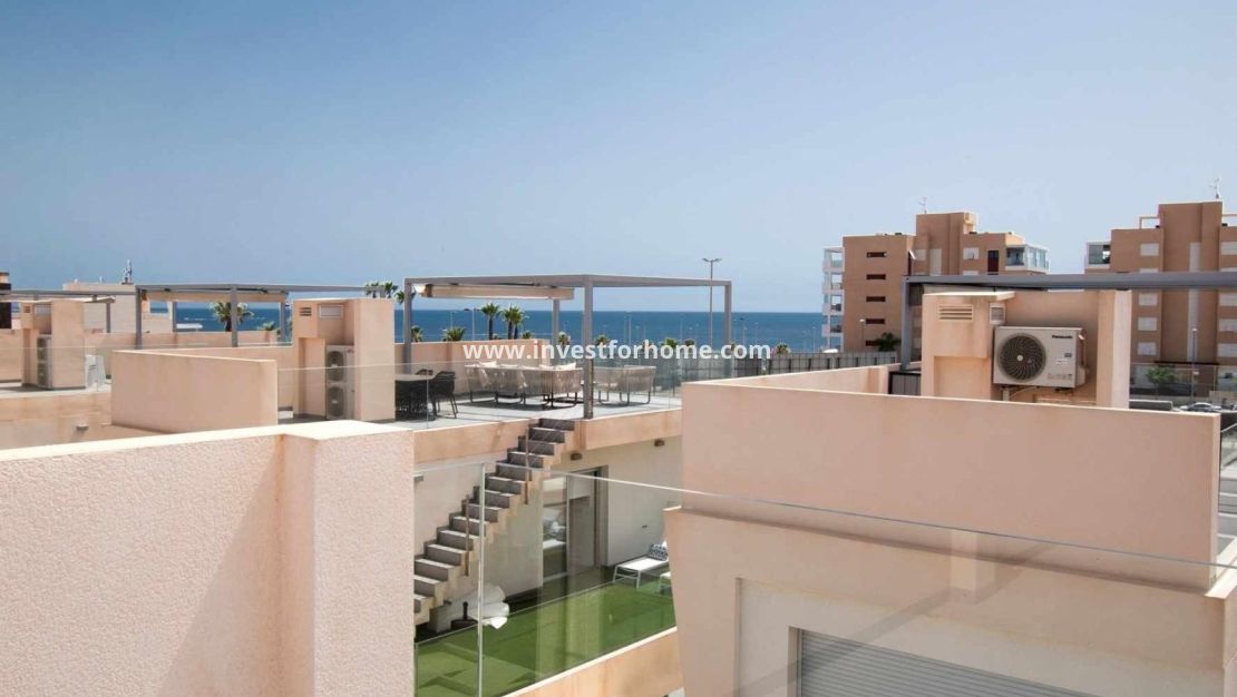 Sale - Villa - Pilar de la Horadada - Costa Blanca