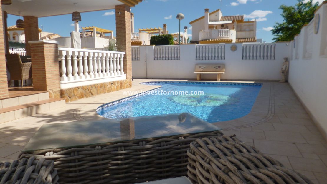 Sale - Villa - Pilar de la Horadada - Costa Blanca