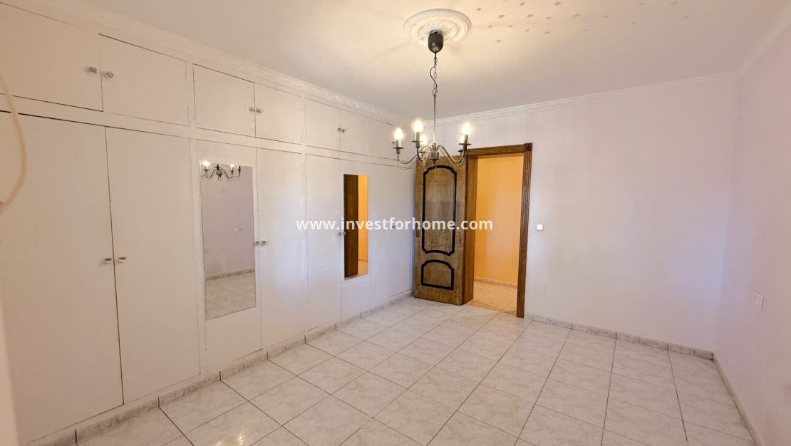 Sale - Villa - Pilar de la Horadada - Costa Blanca